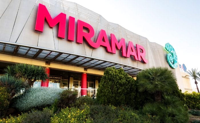 Köpcentrum Miramar i Fuengirola