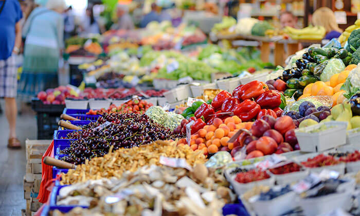 Marknader på Costa del Sol är fulla av produkter från hela världen